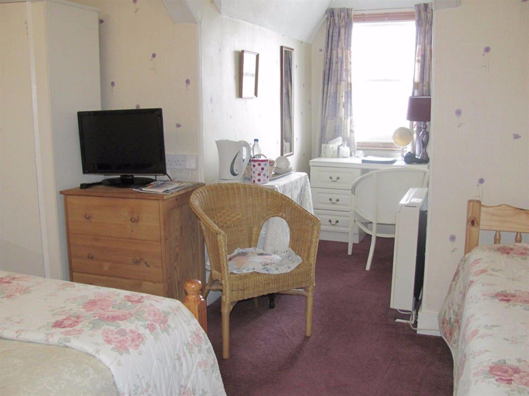 Penrose Bed & Breakfast Lostwithiel Esterno foto